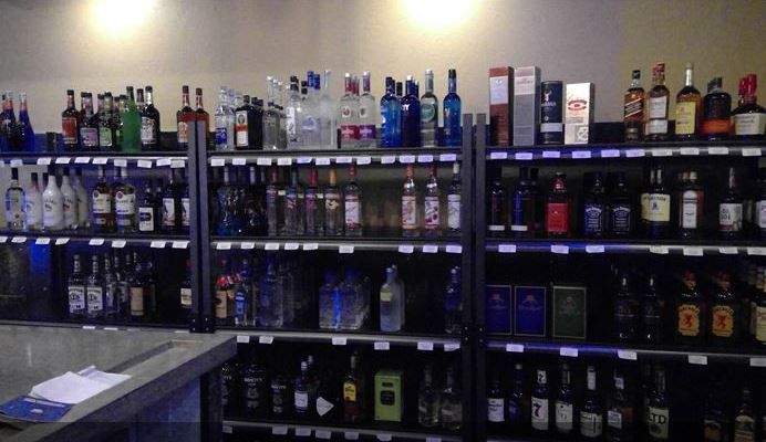 Bar/Restaurant/Casino/Liquor Store in Dillon, MT: 26 S Montana St, Dillon, MT 59725